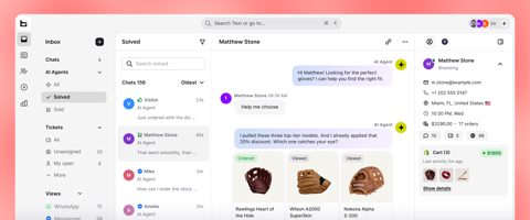 LiveChat screenshot: Inbox with chat and customer sidebar